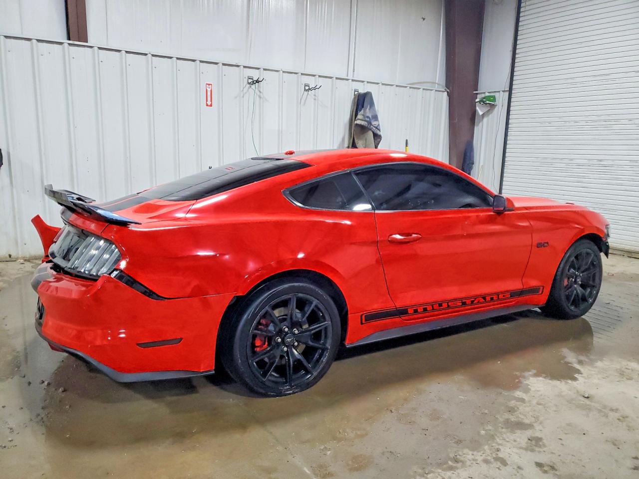 FORD MUSTANG 2015 — 4