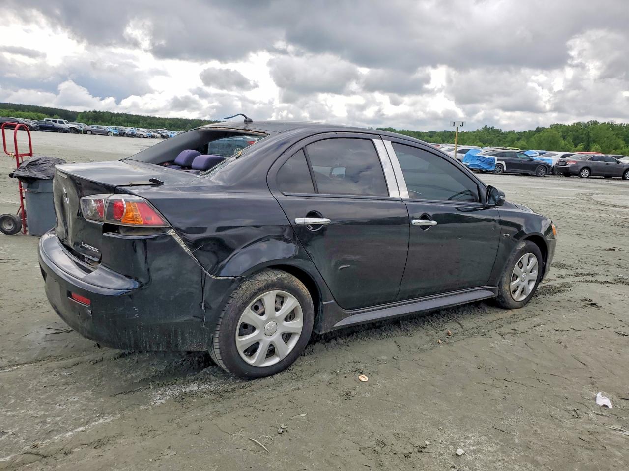 MITSUBISHI LANCER 2015 — 4