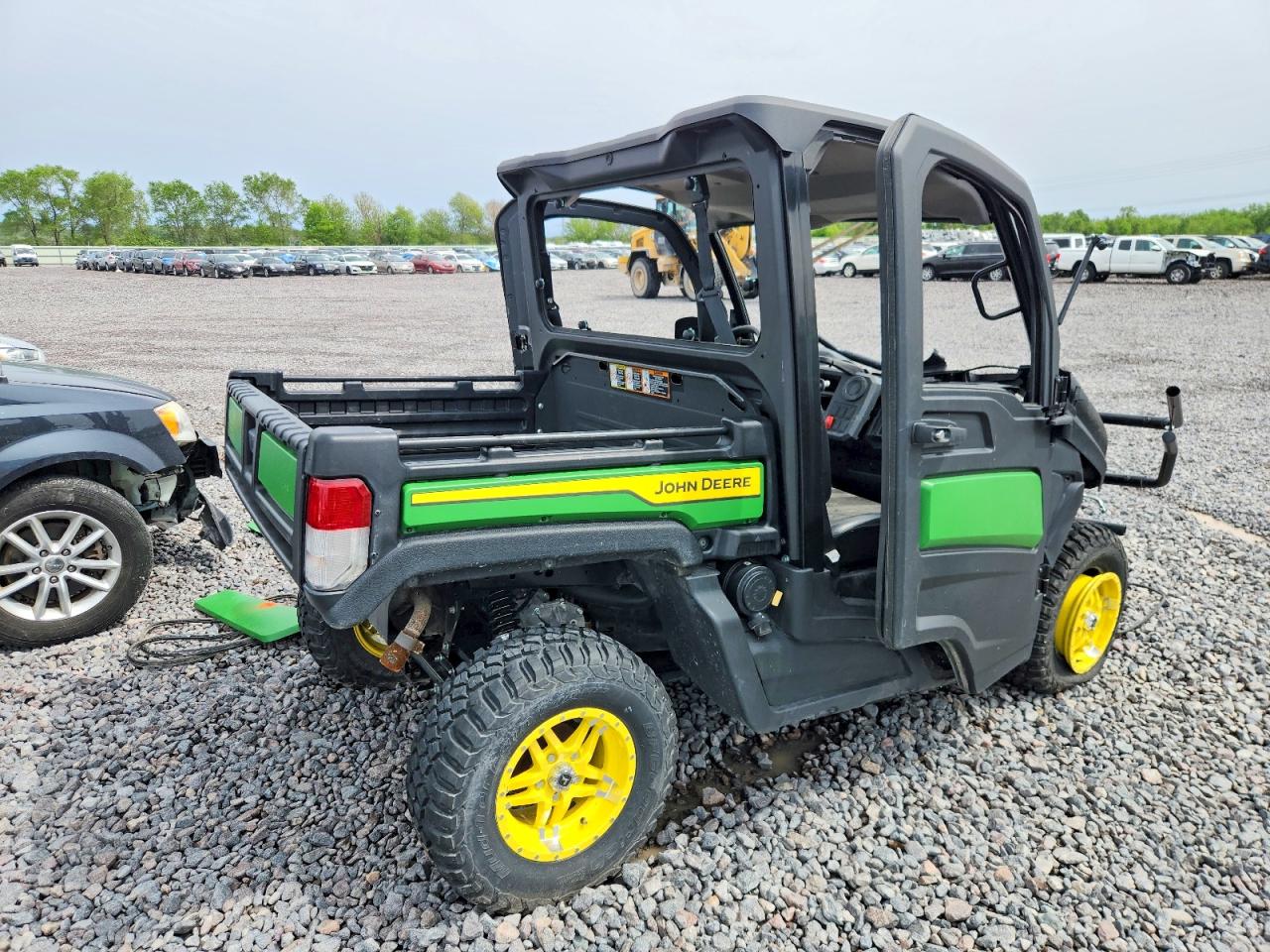 2023 JOHN DEERE 835M