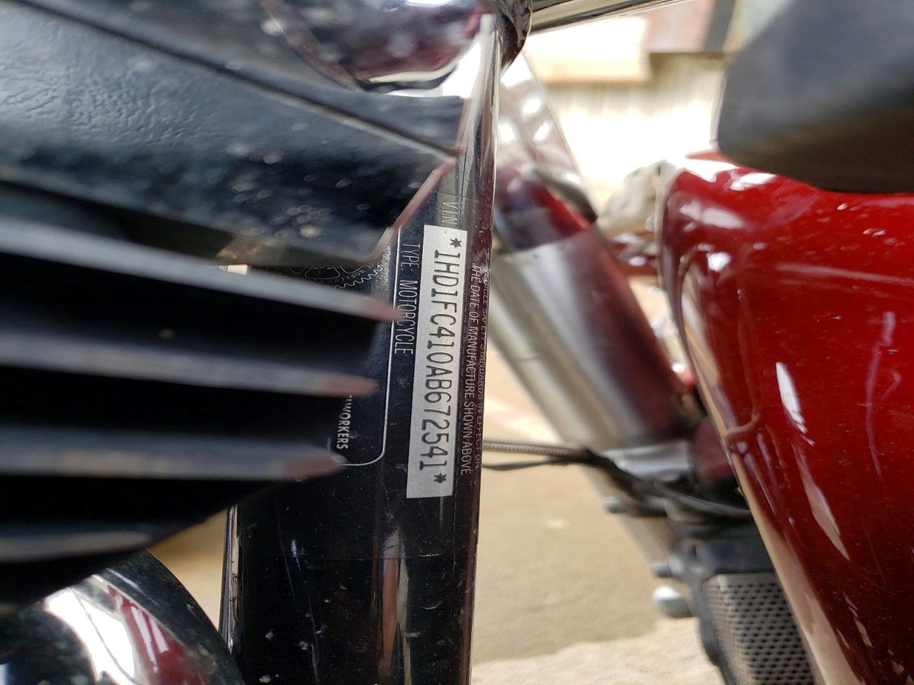 HARLEY-DAVIDSON FLHTCU 2010 — 9