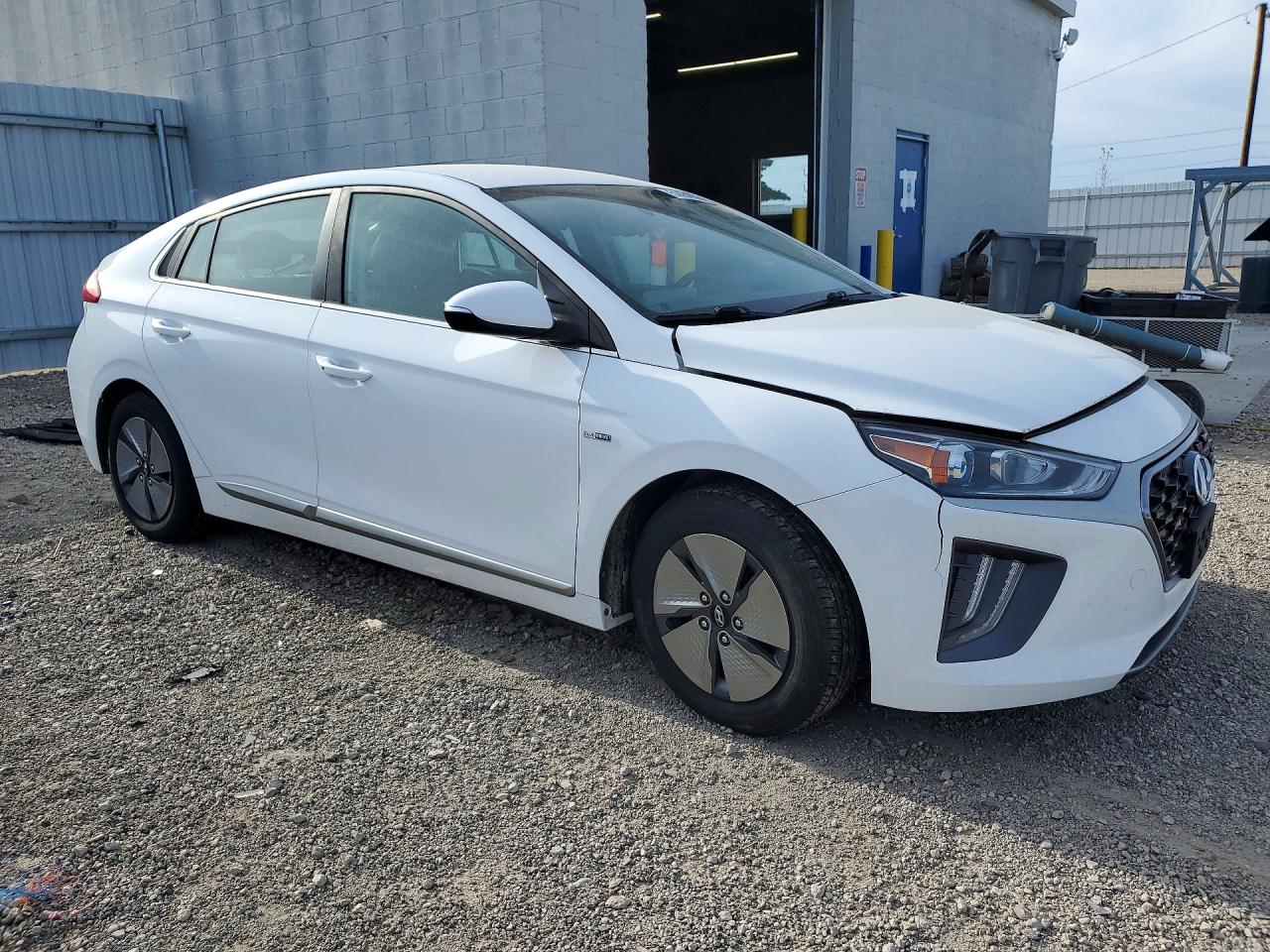 2020 HYUNDAI IONIQ SE