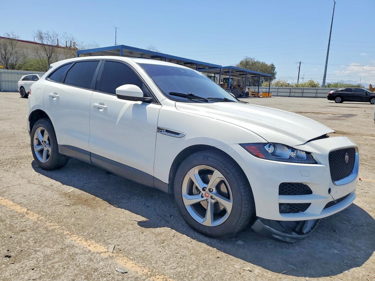 JAGUAR F-PACE 2018 — 5