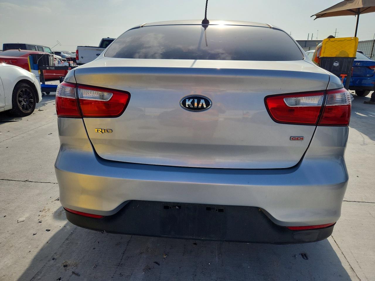 KIA RIO 2017 — 7