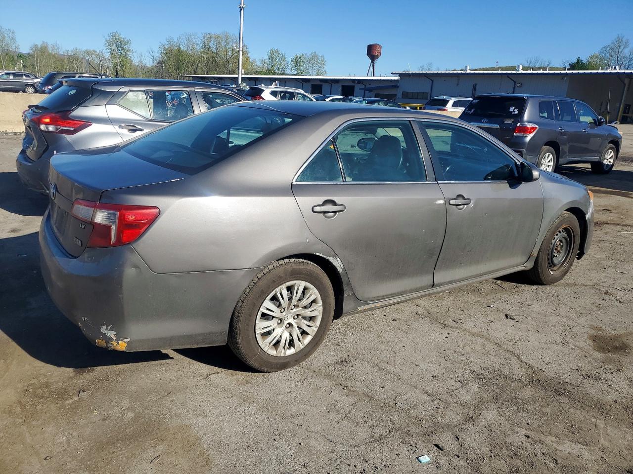 TOYOTA CAMRY HYBRID 2014 — 4