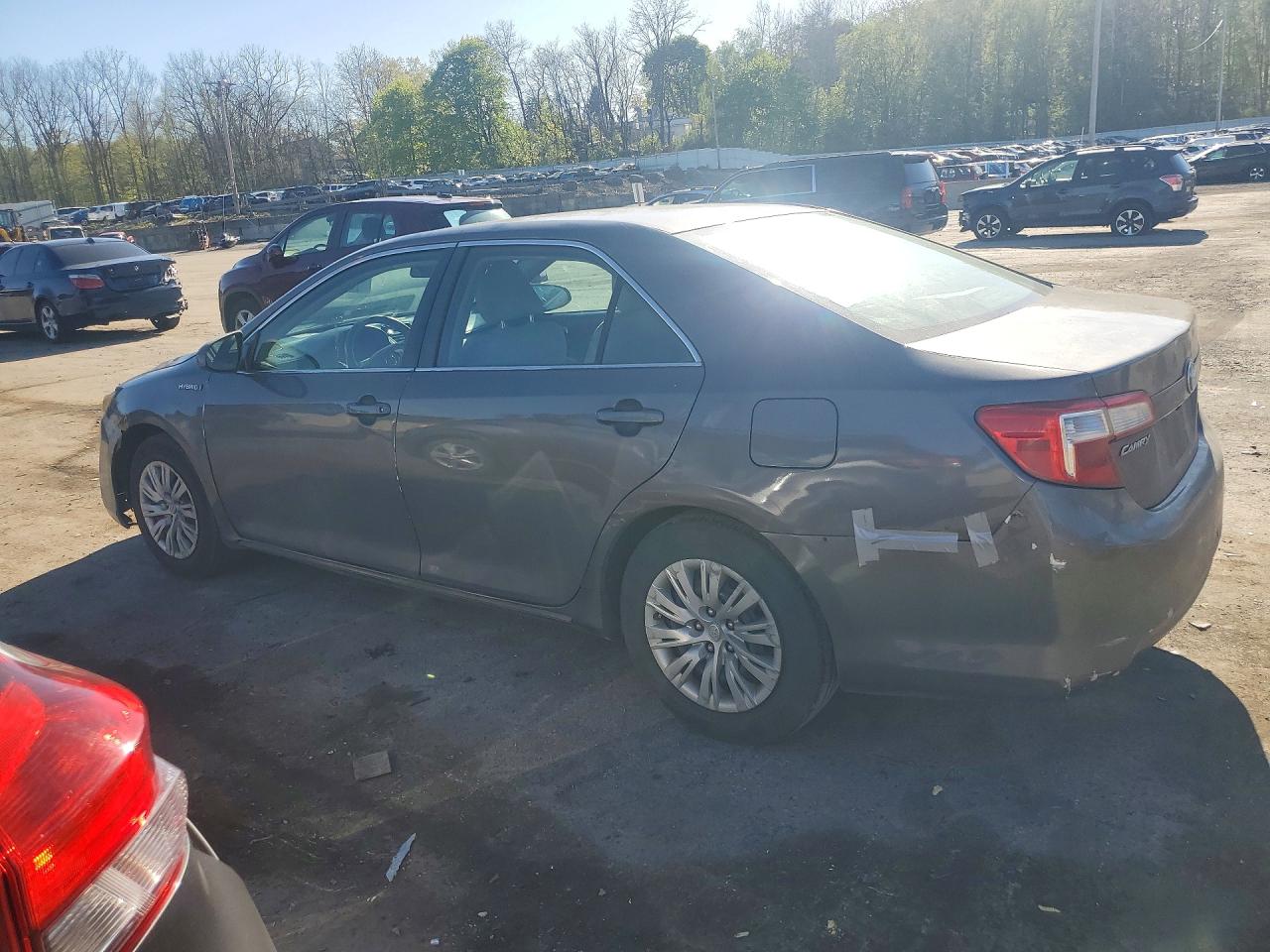 TOYOTA CAMRY HYBRID 2014 — 3