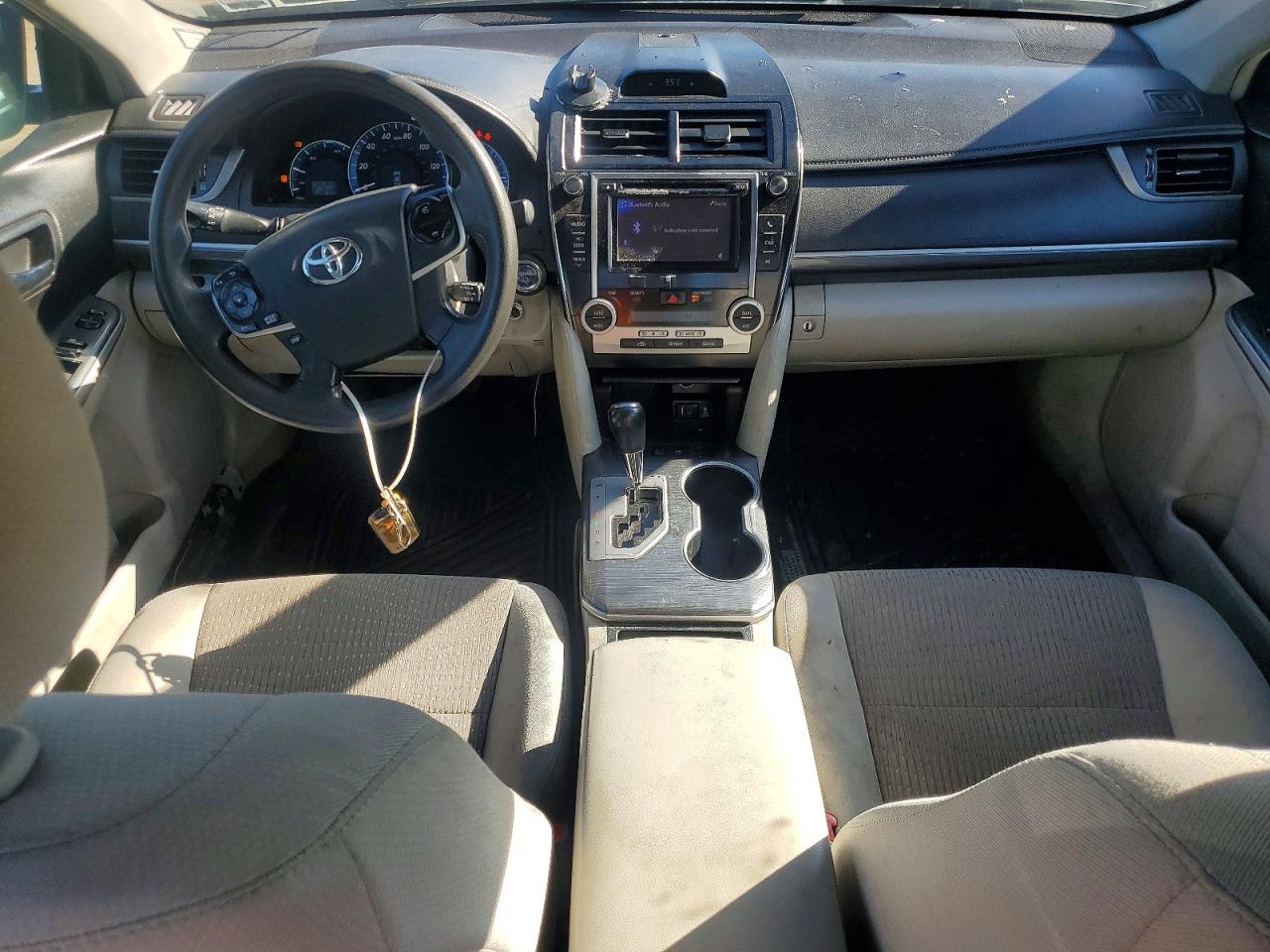 TOYOTA CAMRY HYBRID 2014 — 9