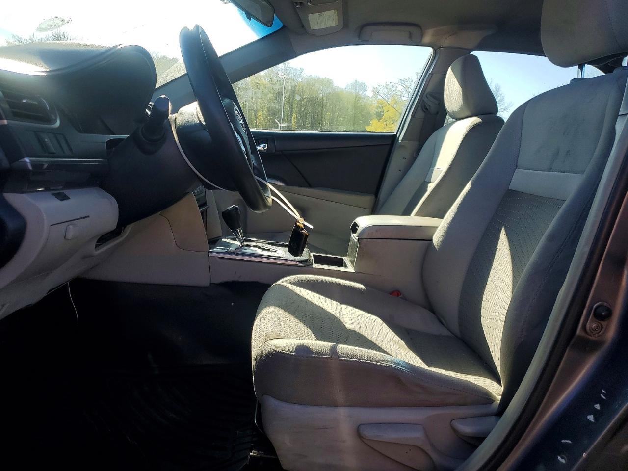 TOYOTA CAMRY HYBRID 2014 — 8
