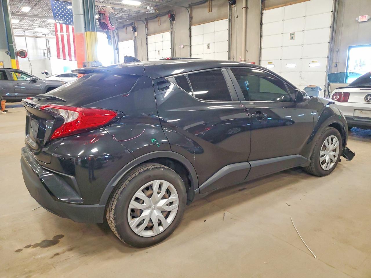 TOYOTA C-HR 2019 — 4