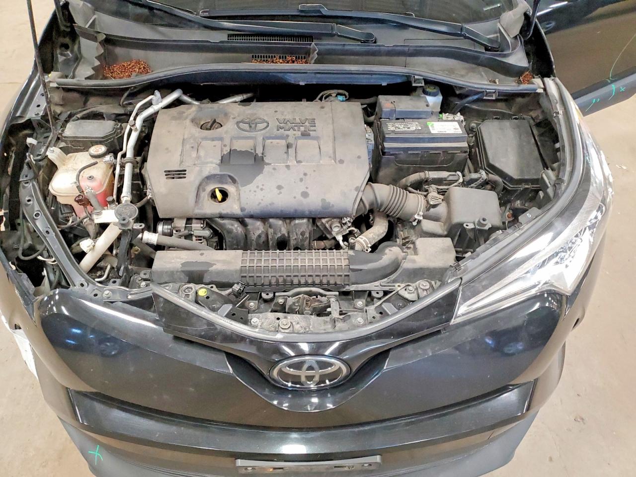 TOYOTA C-HR 2019 — 13