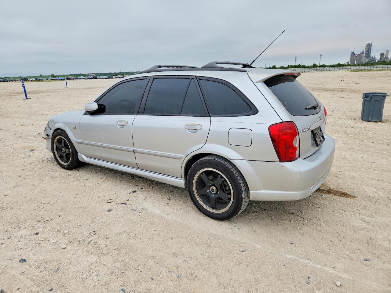 MAZDA PROTEGE 2003 — 3