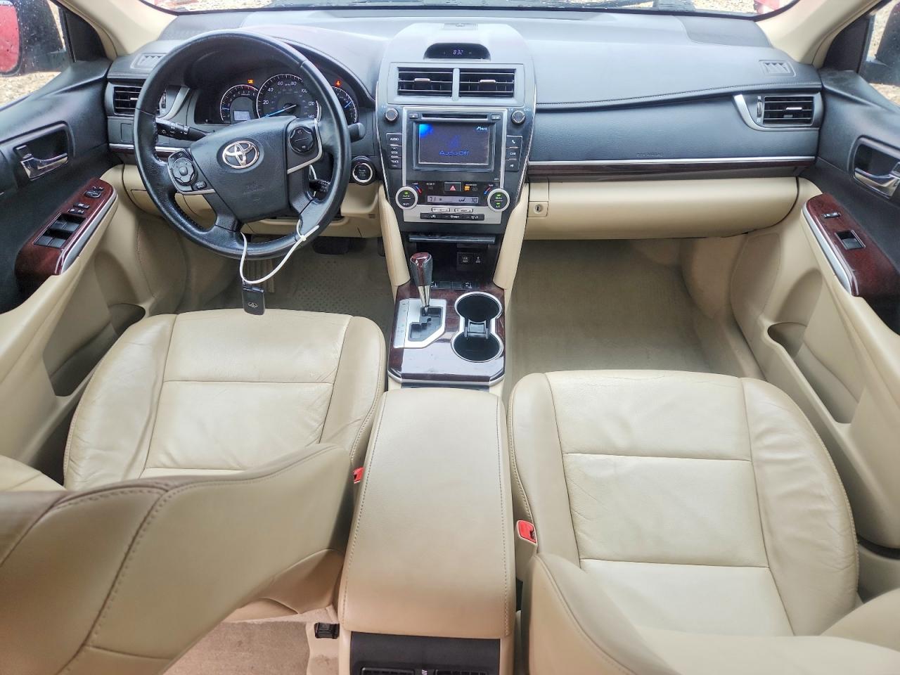 TOYOTA CAMRY 2013 — 9