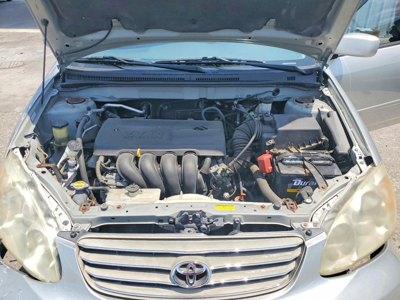 TOYOTA COROLLA 2004 — 12