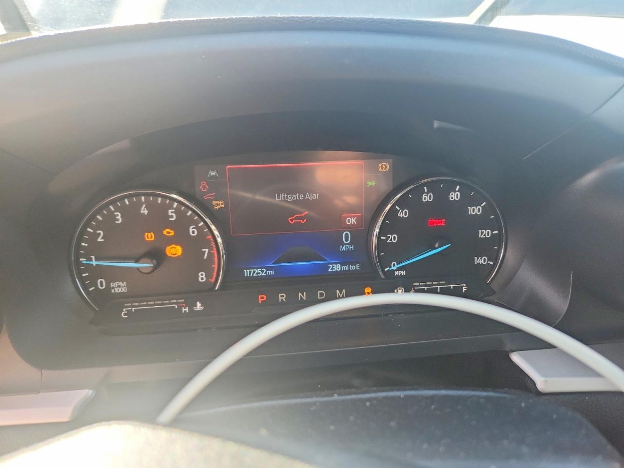 FORD EXPLORER 2020 — 10