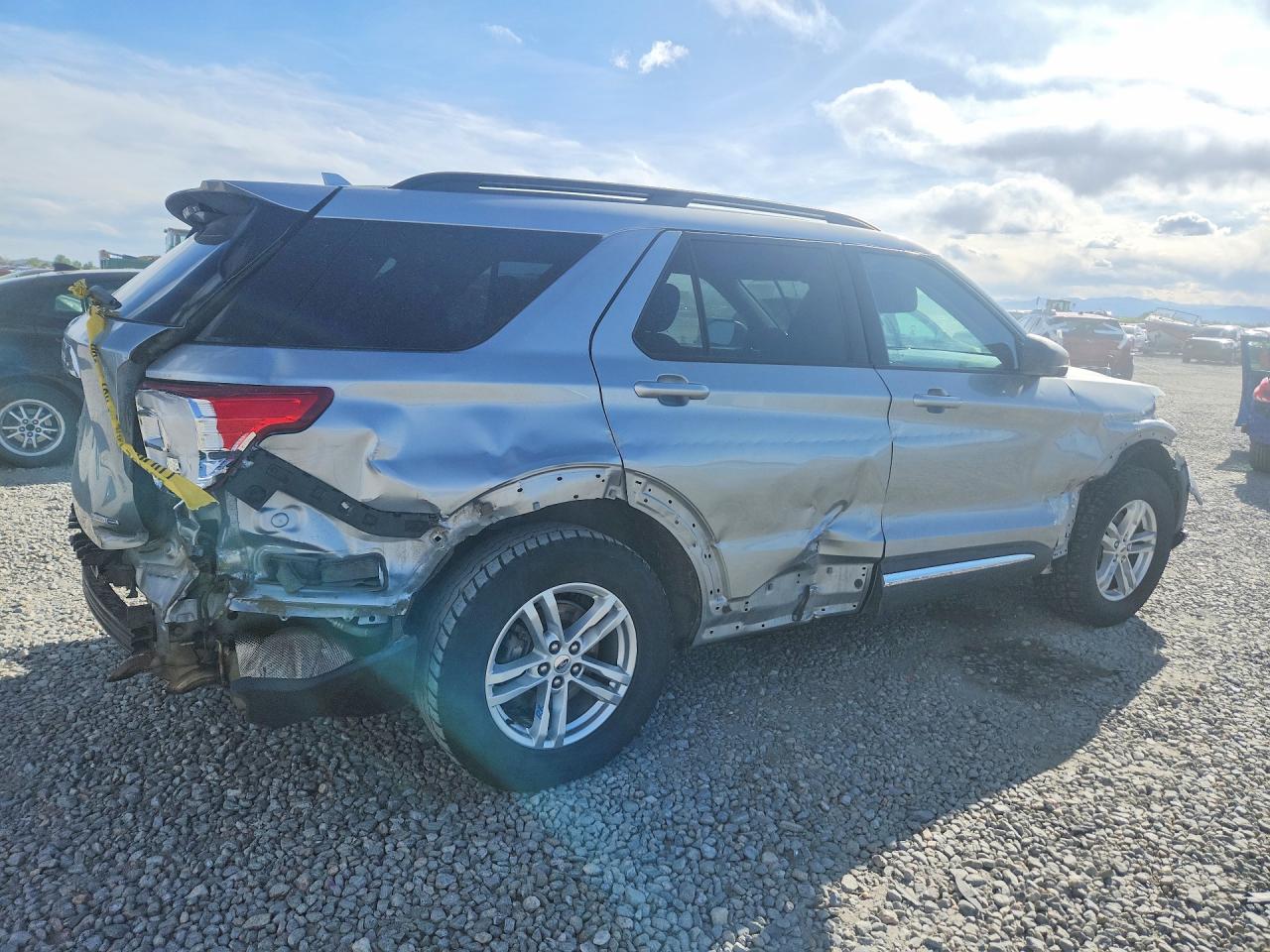 FORD EXPLORER 2020 — 4