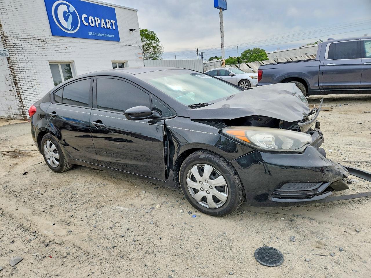 KIA FORTE 2015 — 5