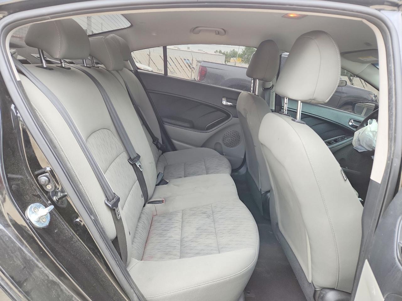 KIA FORTE 2015 — 11