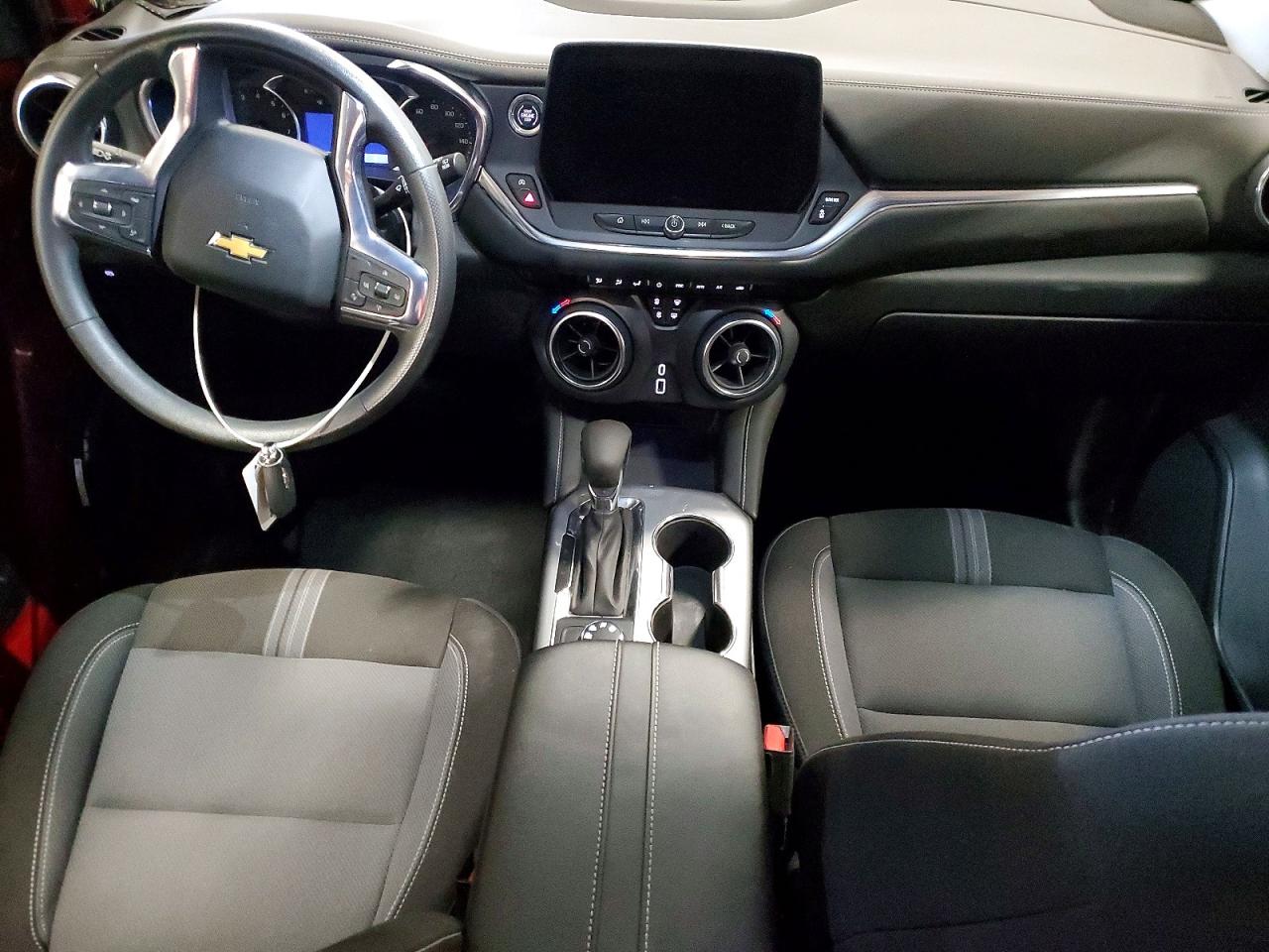 CHEVROLET BLAZER 2023 — 9