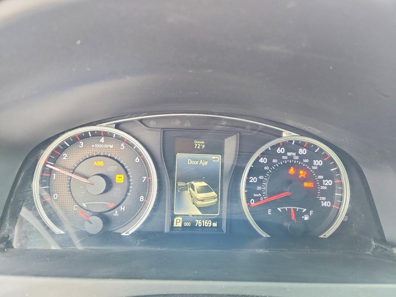 TOYOTA CAMRY 2015 — 10