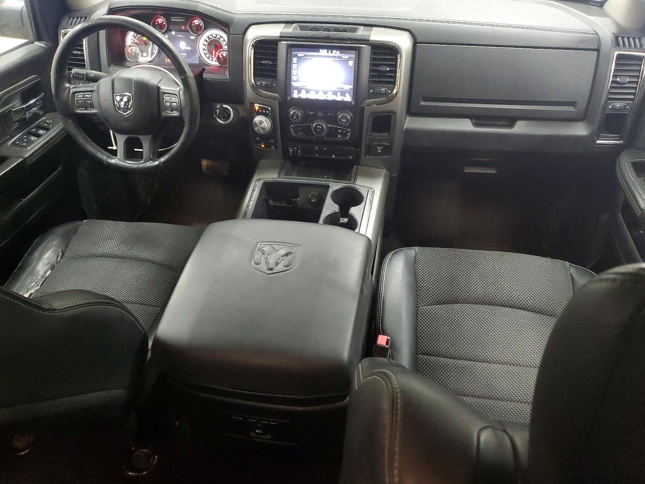 RAM 1500 2014 — 9