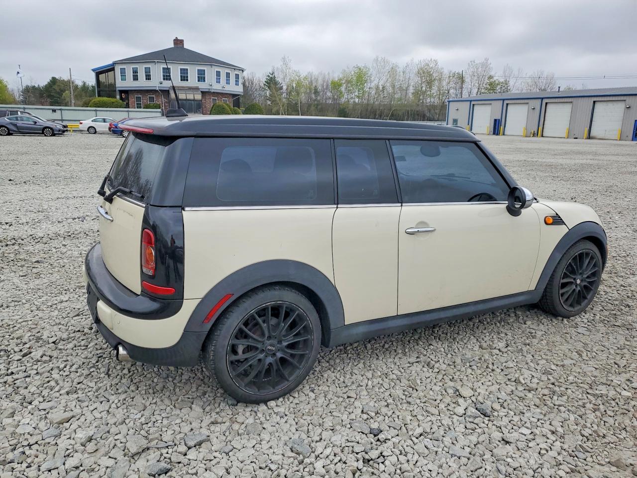 MINI COOPER 2010 — 4
