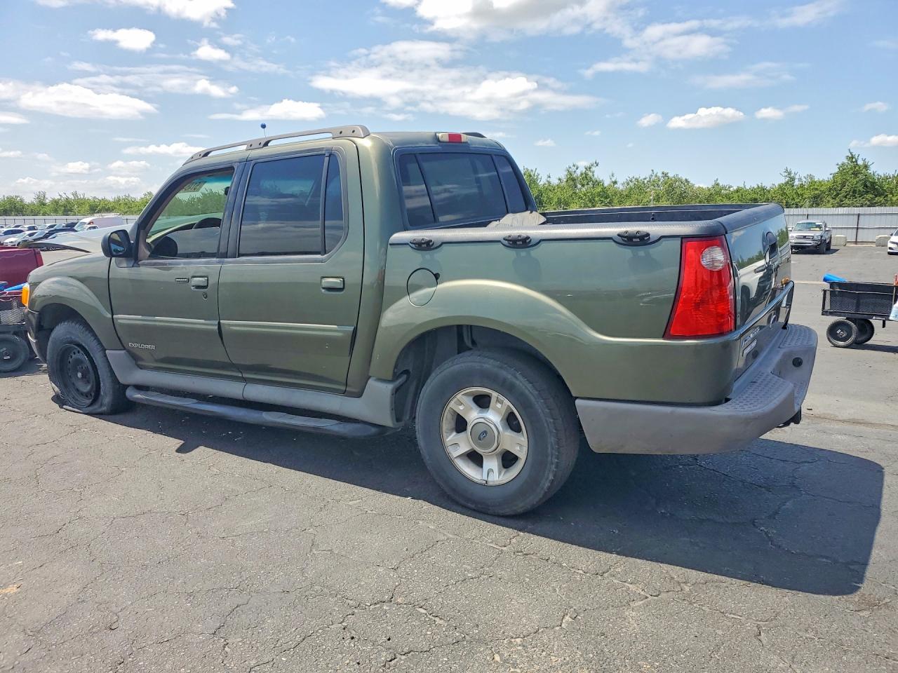 FORD EXPLORER SPORT TRAC 2001 — 3