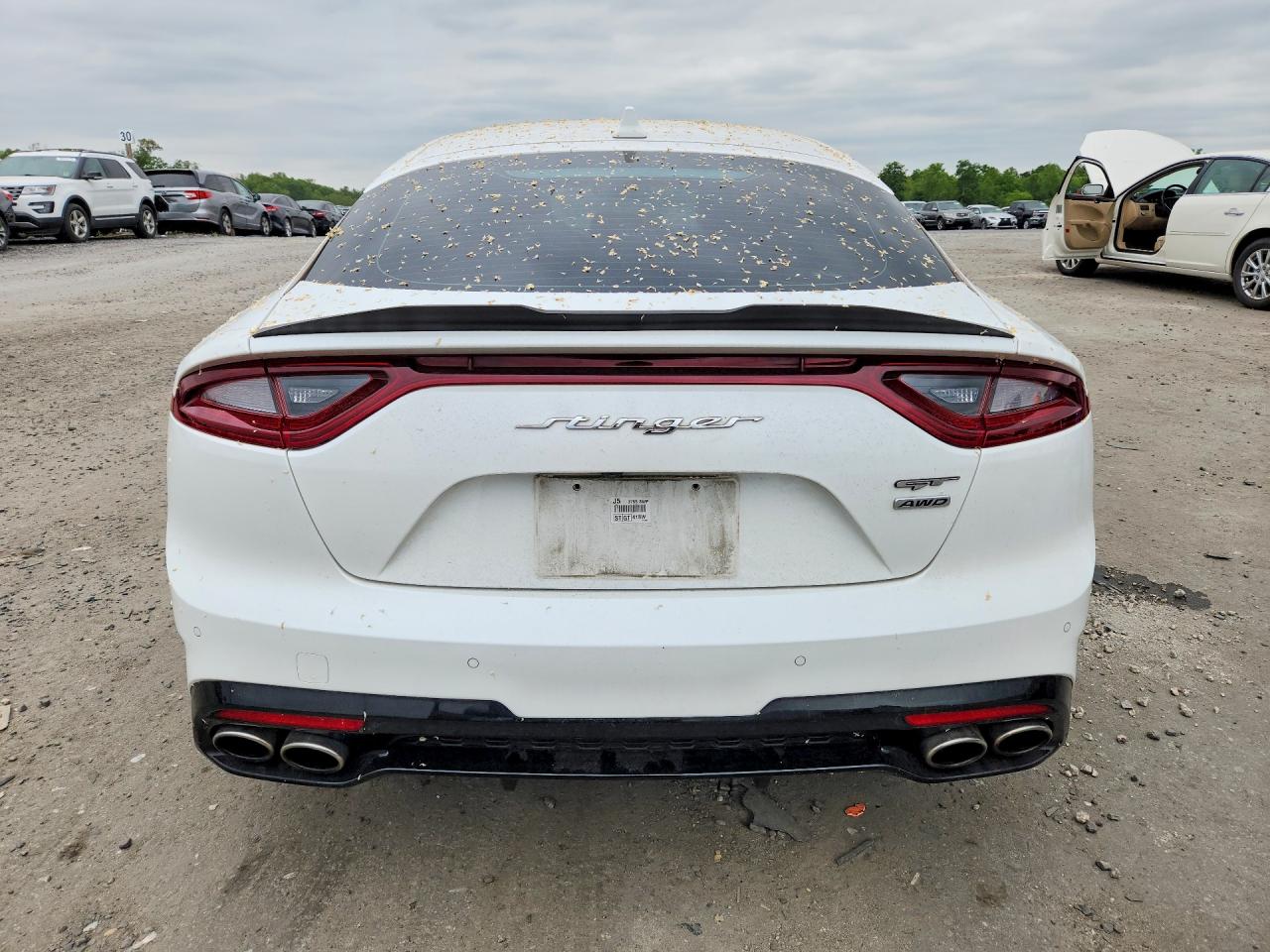 KIA STINGER 2019 — 7