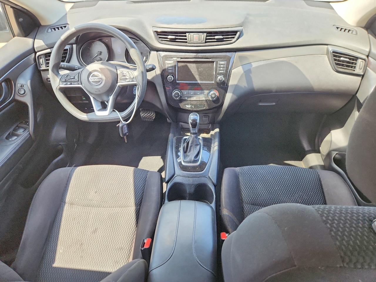 NISSAN ROGUE SPORT 2019 — 9