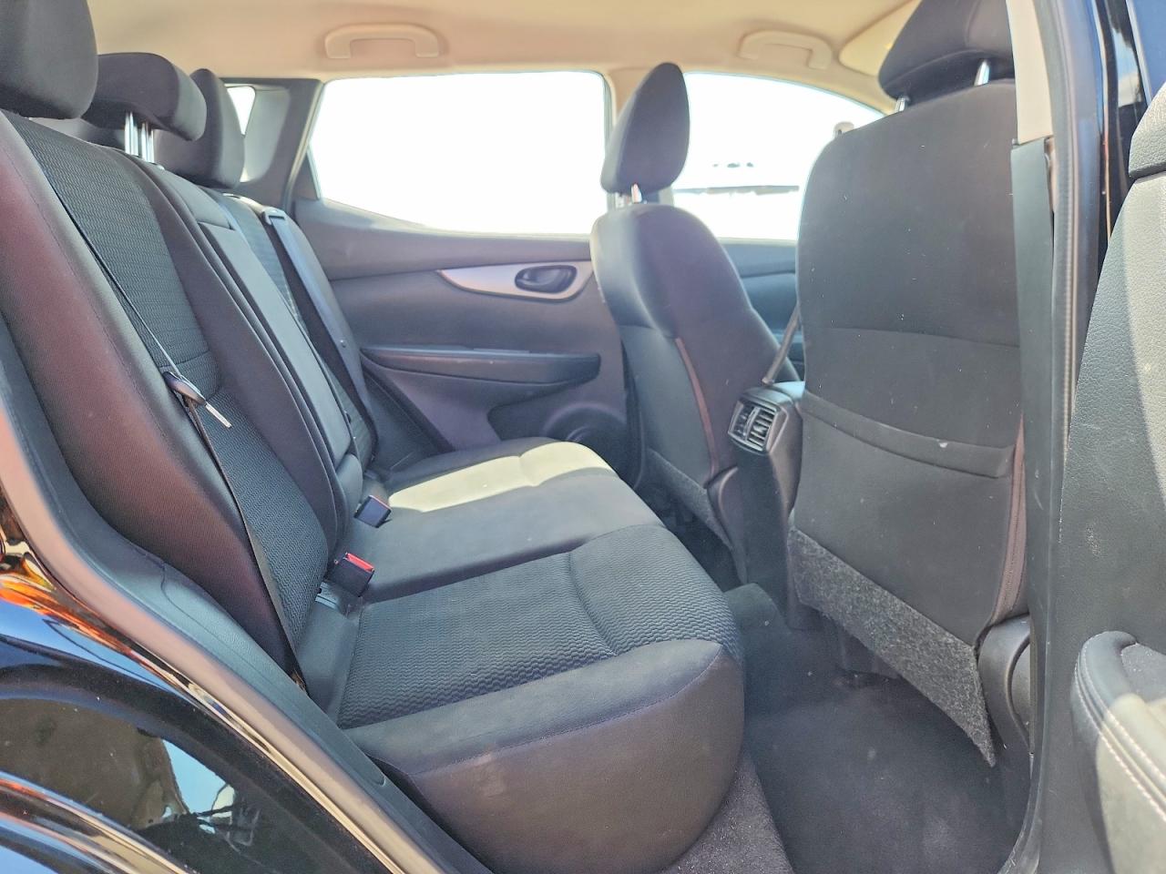 NISSAN ROGUE SPORT 2019 — 11