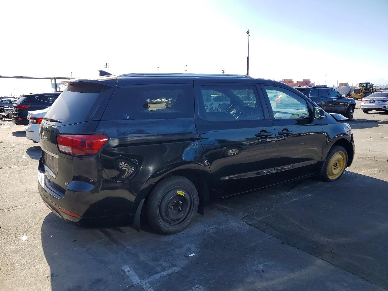 KIA SEDONA 2016 — 4