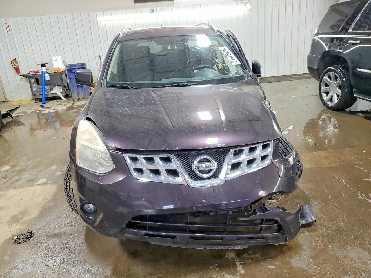 NISSAN ROGUE 2011 — 6