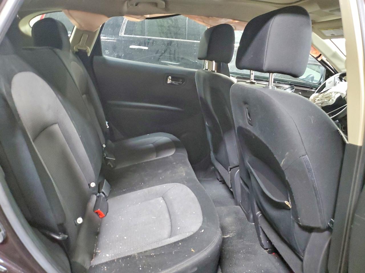 NISSAN ROGUE 2011 — 11
