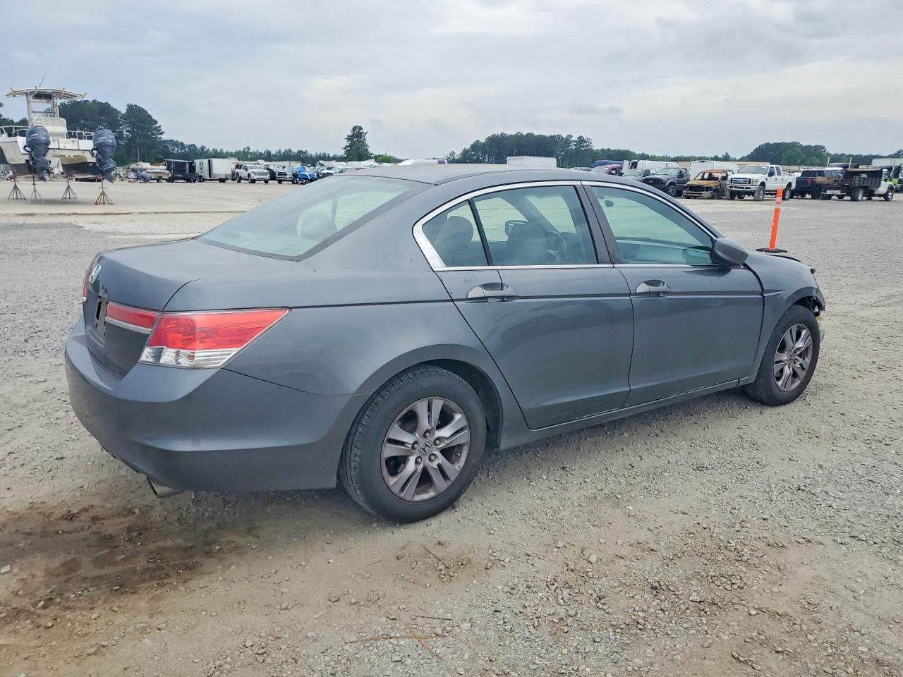 HONDA ACCORD 2011 — 4