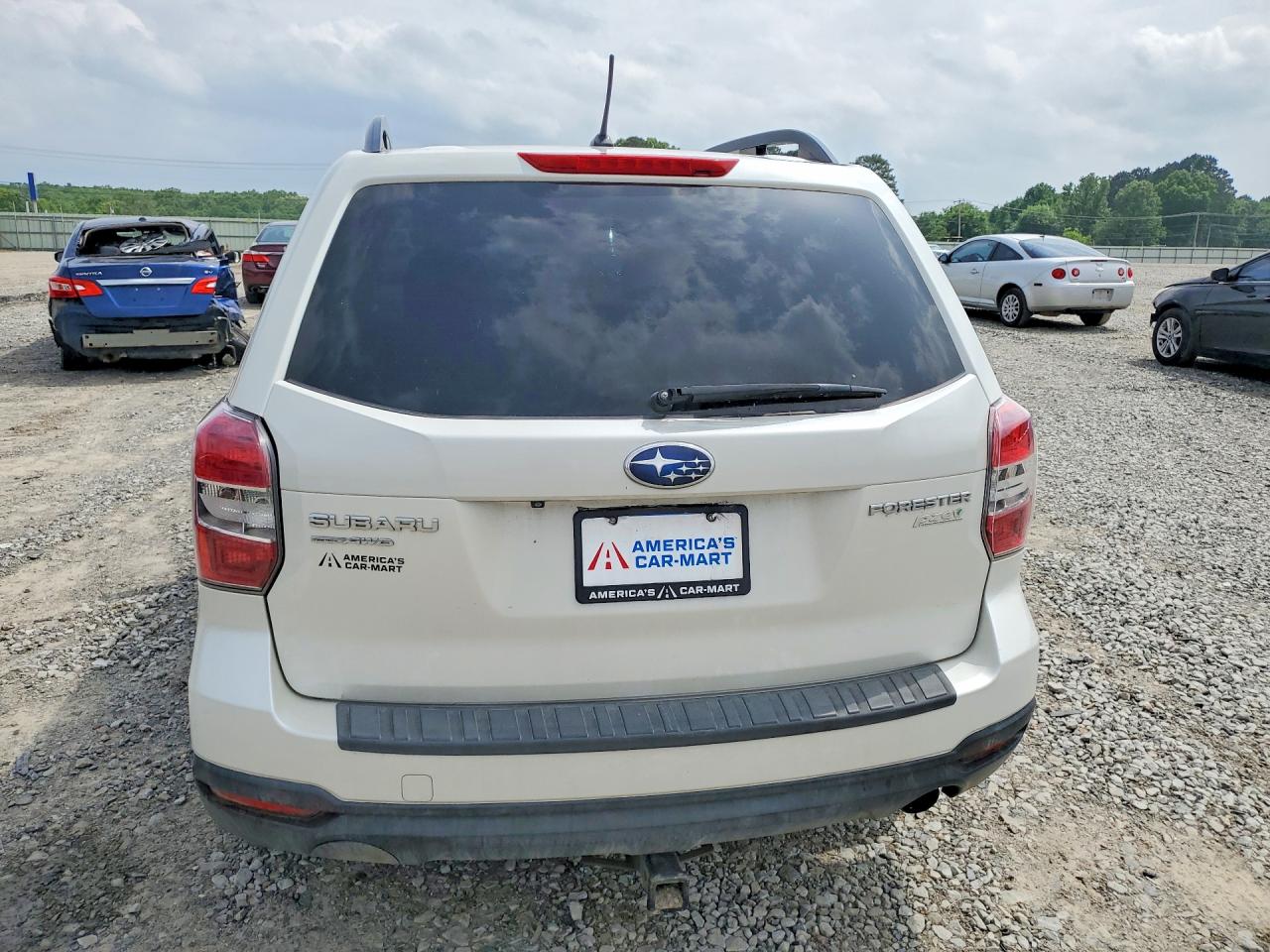 SUBARU FORESTER 2015 — 7