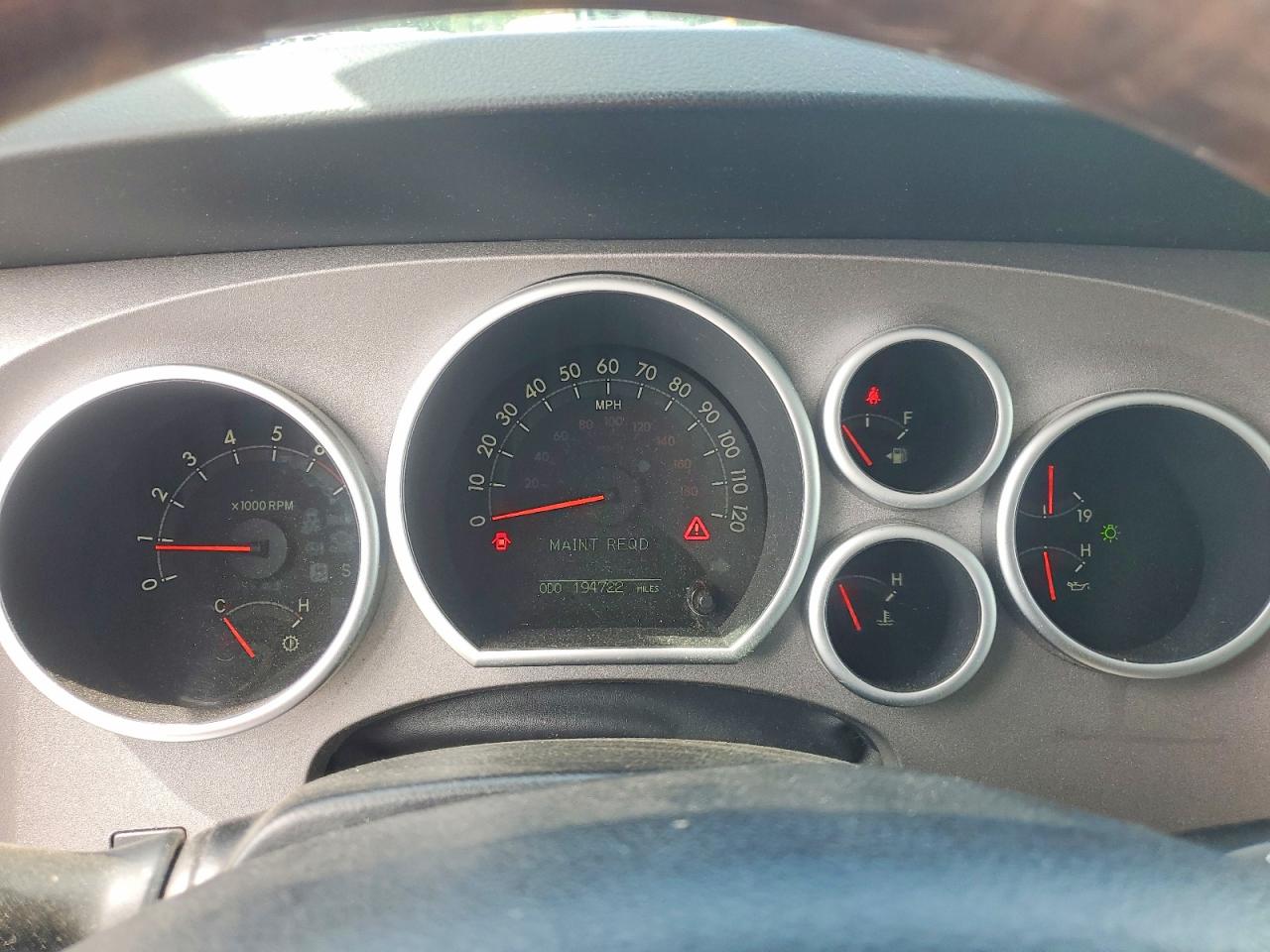 TOYOTA TUNDRA 2012 — 10