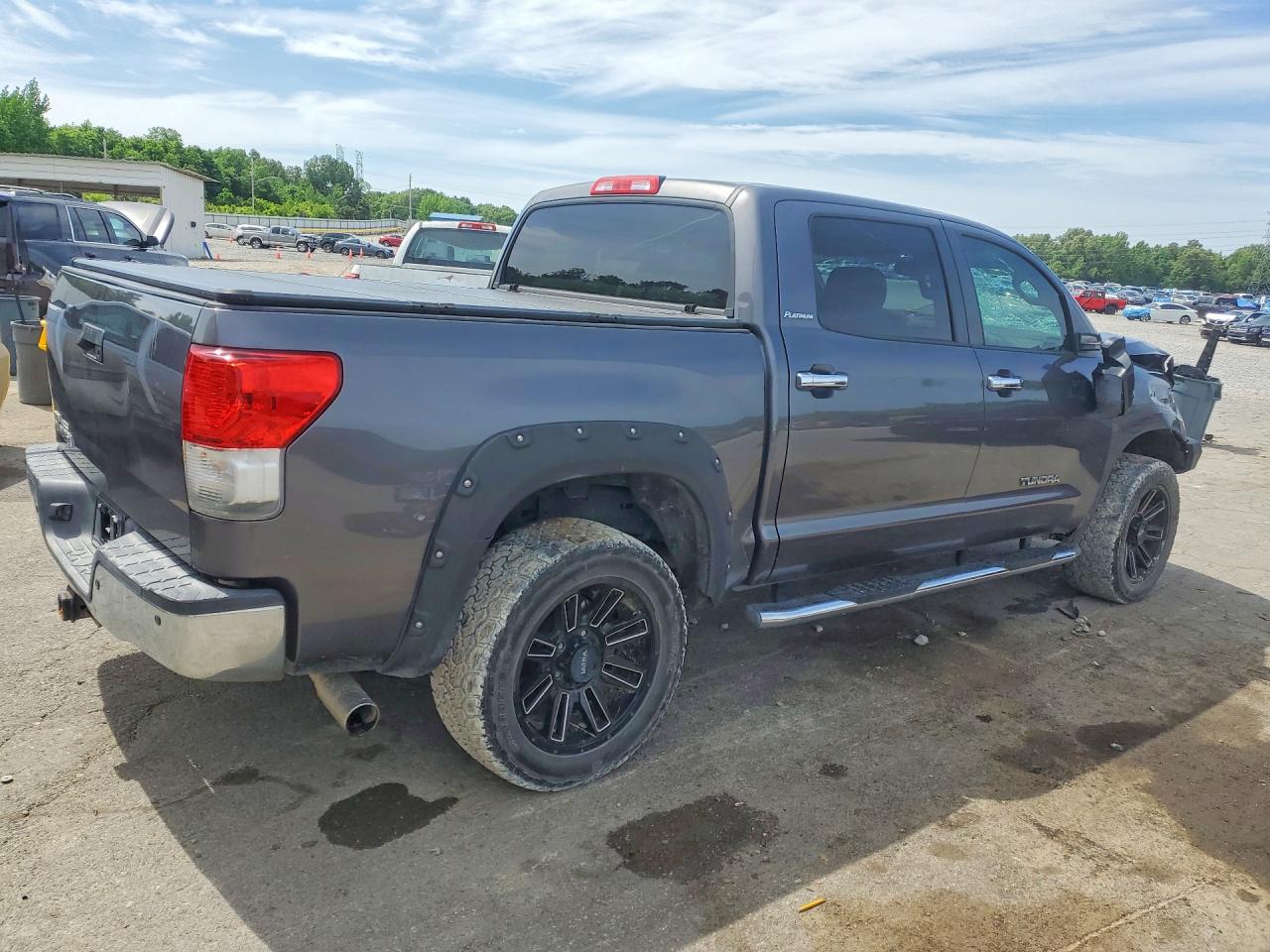 TOYOTA TUNDRA 2012 — 4