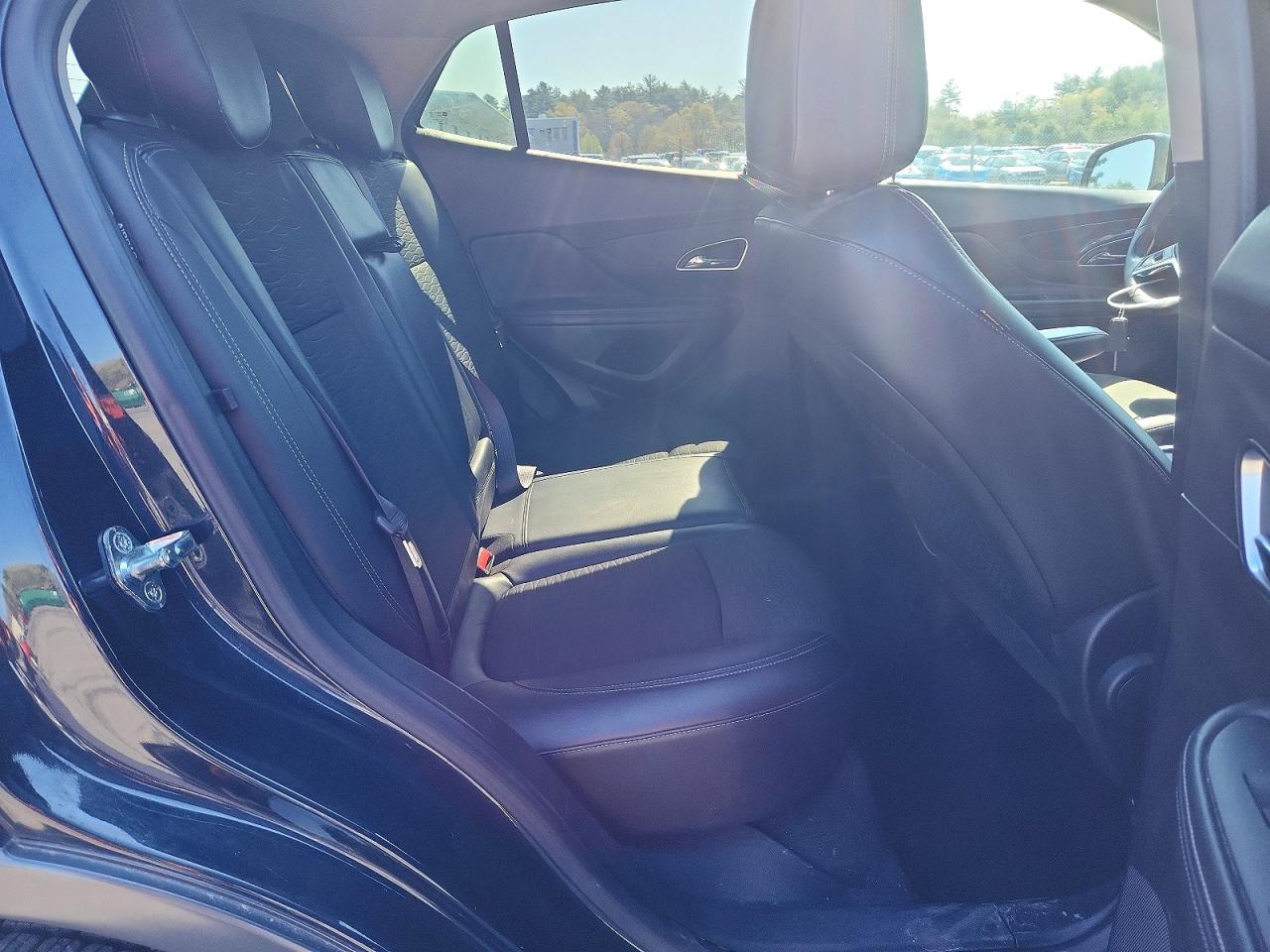 BUICK ENCORE 2016 — 12
