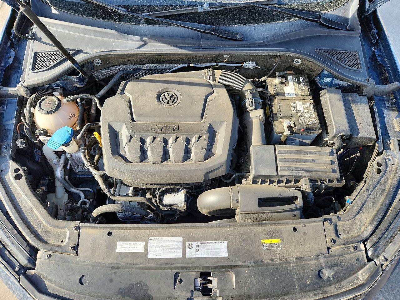 VOLKSWAGEN PASSAT 2019 — 12