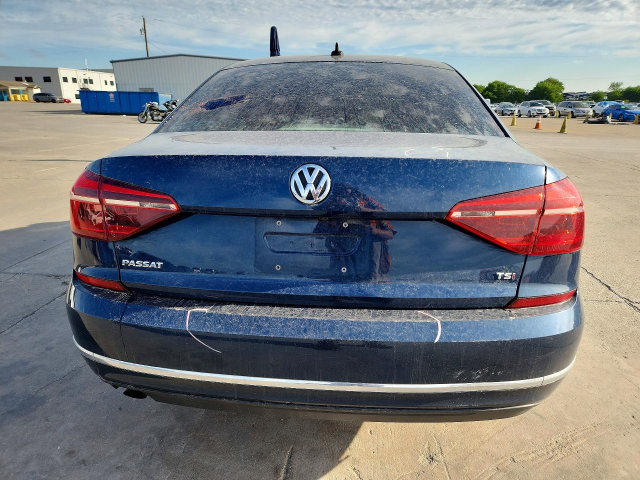 VOLKSWAGEN PASSAT 2019 — 7