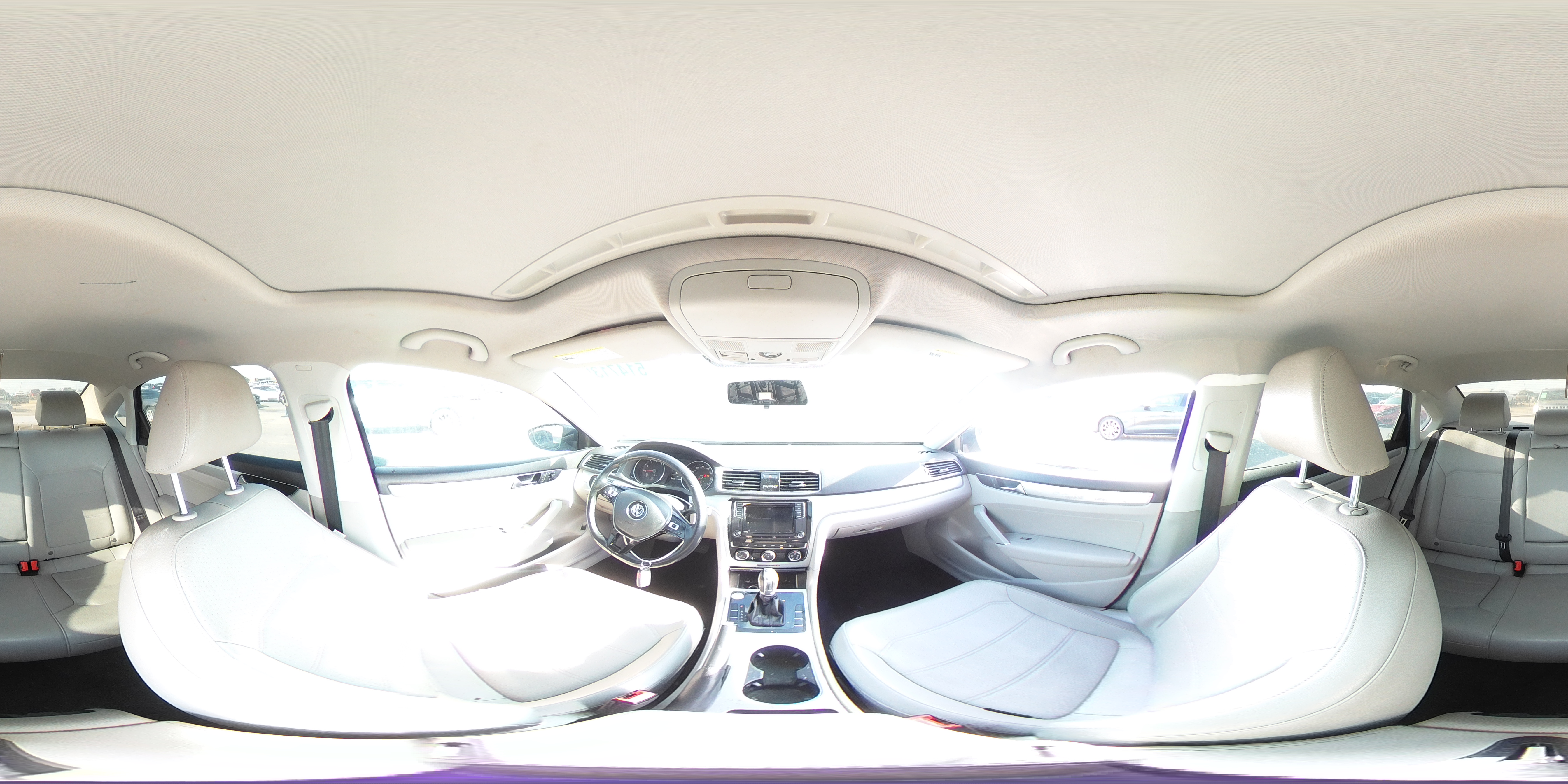 VOLKSWAGEN PASSAT 2019 — 14