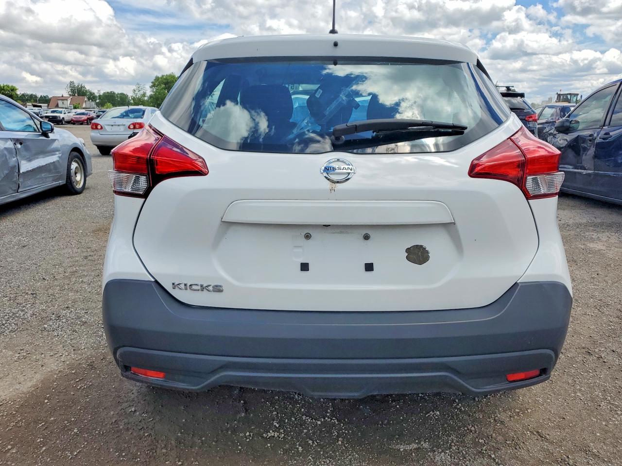 NISSAN KICKS 2019 — 7
