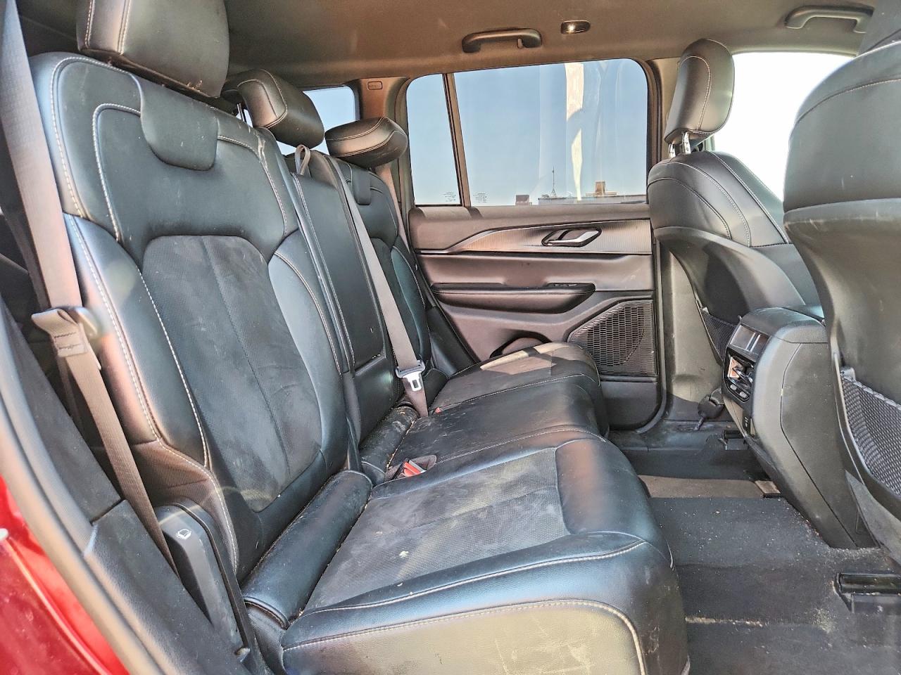 JEEP GRAND CHEROKEE 2023 — 12