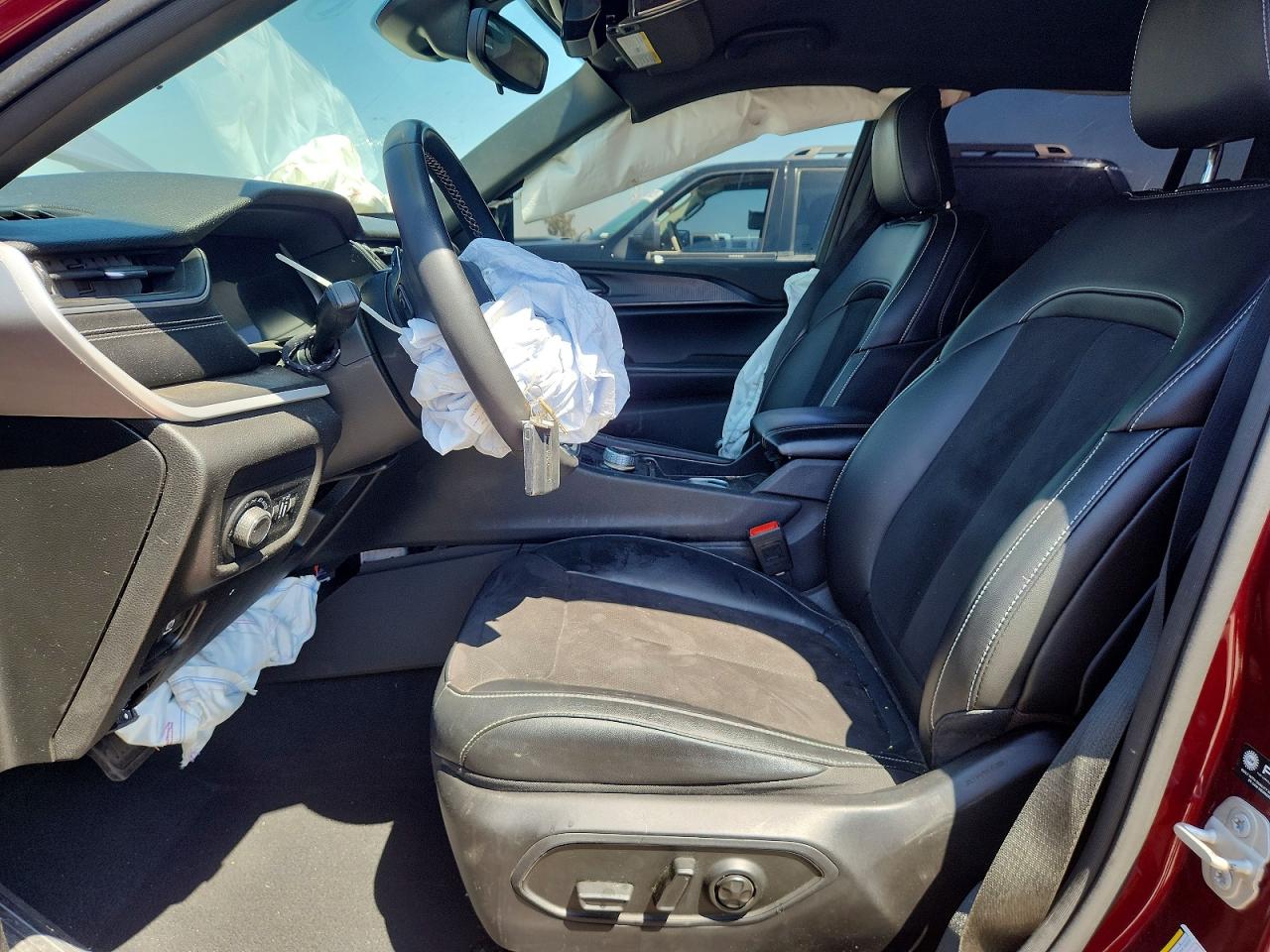 JEEP GRAND CHEROKEE 2023 — 8