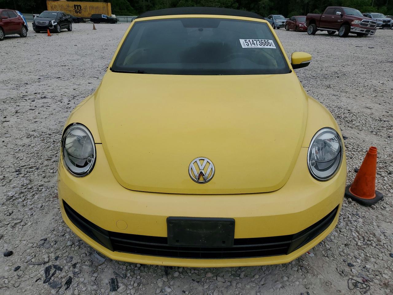VOLKSWAGEN BEETLE 2013 — 6
