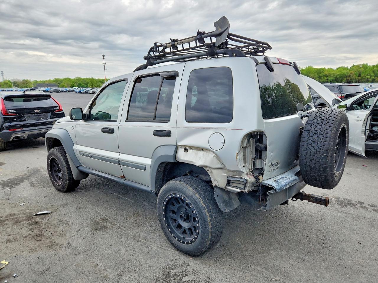 JEEP LIBERTY 2005 — 3