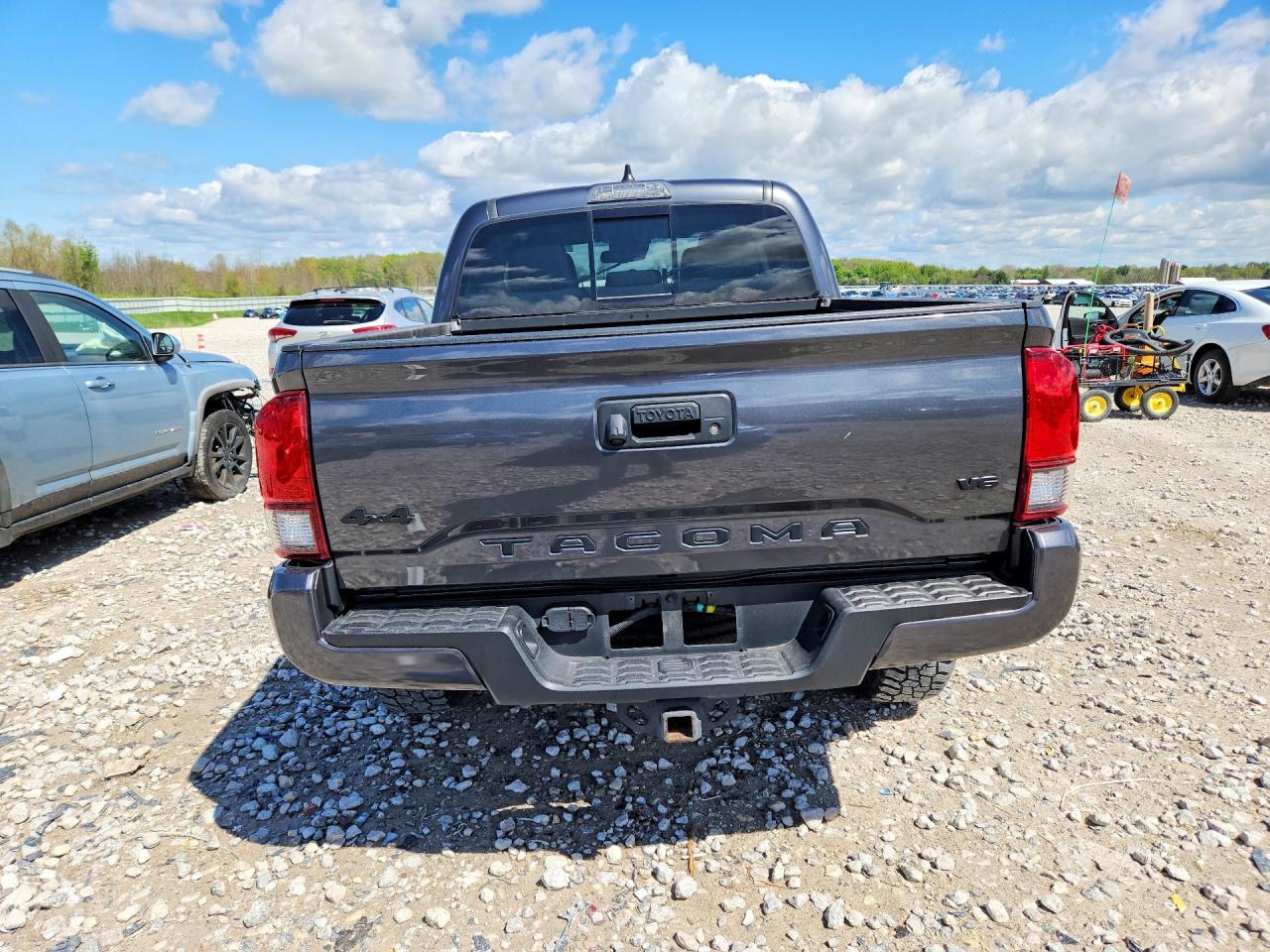 TOYOTA TACOMA 2021 — 7