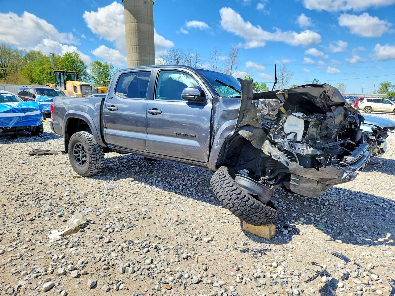TOYOTA TACOMA 2021 — 5