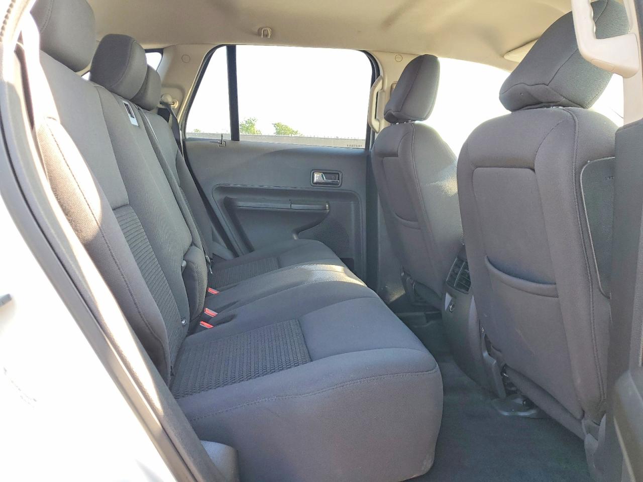 FORD EDGE 2010 — 12