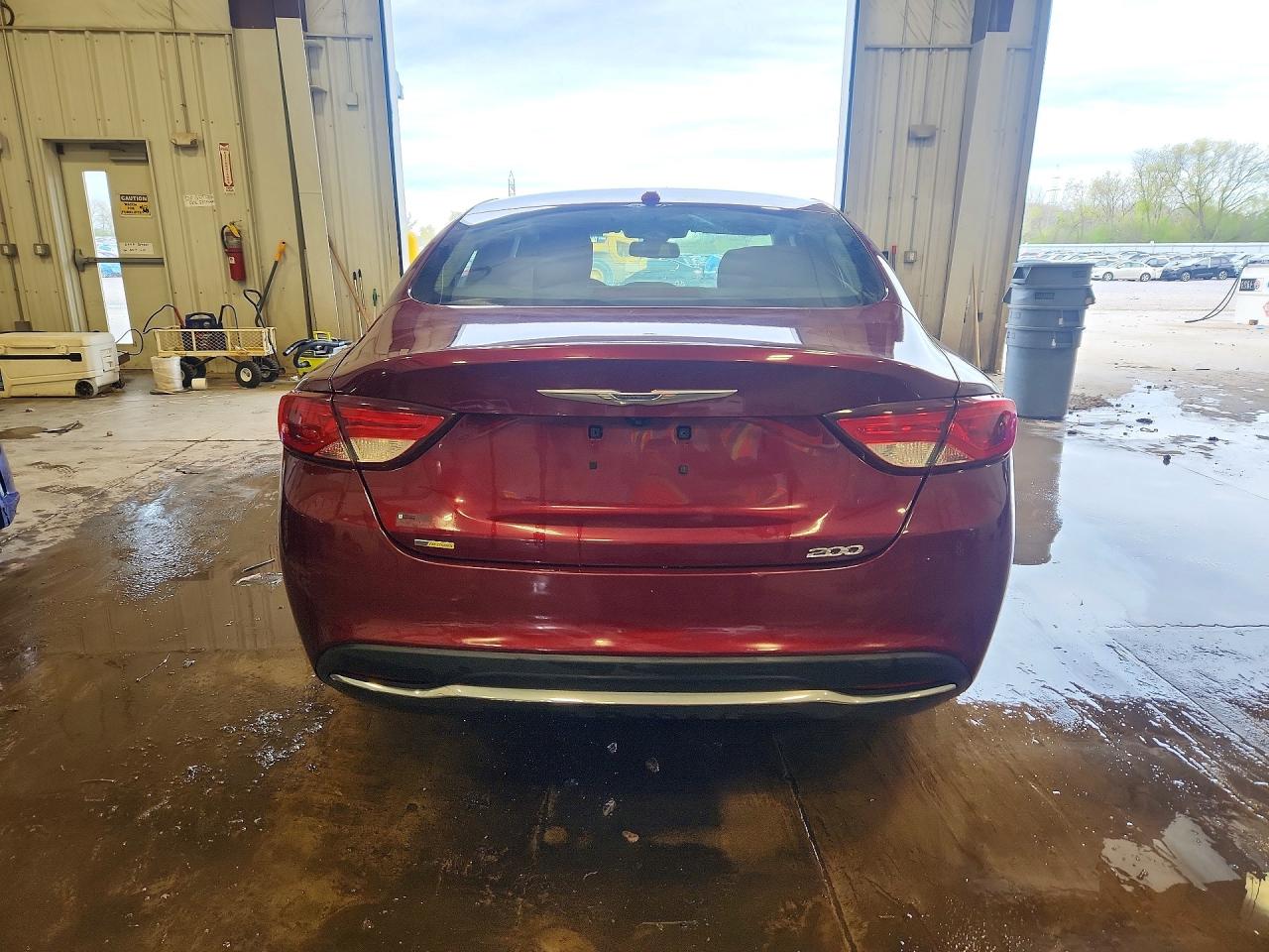 Chrysler 200 2015 — 6