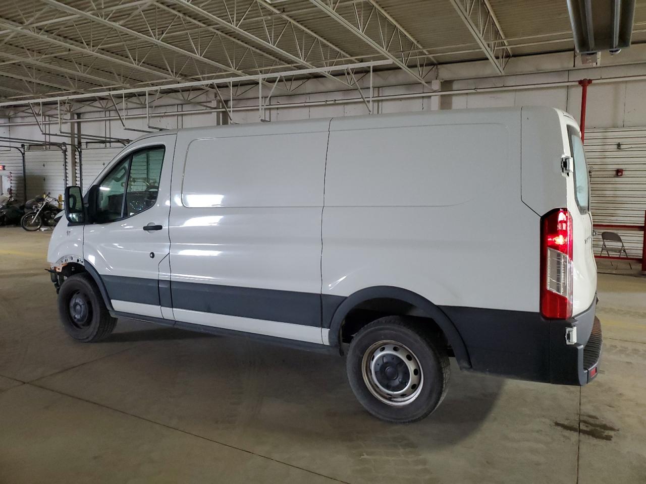 FORD TRANSIT 2020 — 3