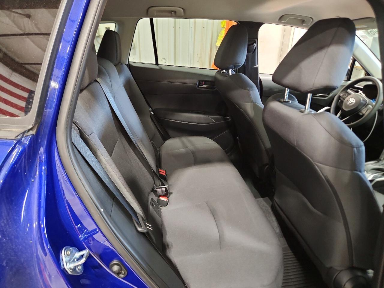 TOYOTA COROLLA CROSS 2025 — 12